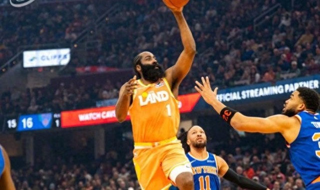 星空体育官方网站-带队6胜1负！成骑士历史第一，哈登影响力真大，米切尔也把话挑明|詹姆斯·哈登|克利夫兰骑士队|米切尔-罗宾逊|多诺万-米切尔|纽约尼克斯队_新浪体育_新浪新闻